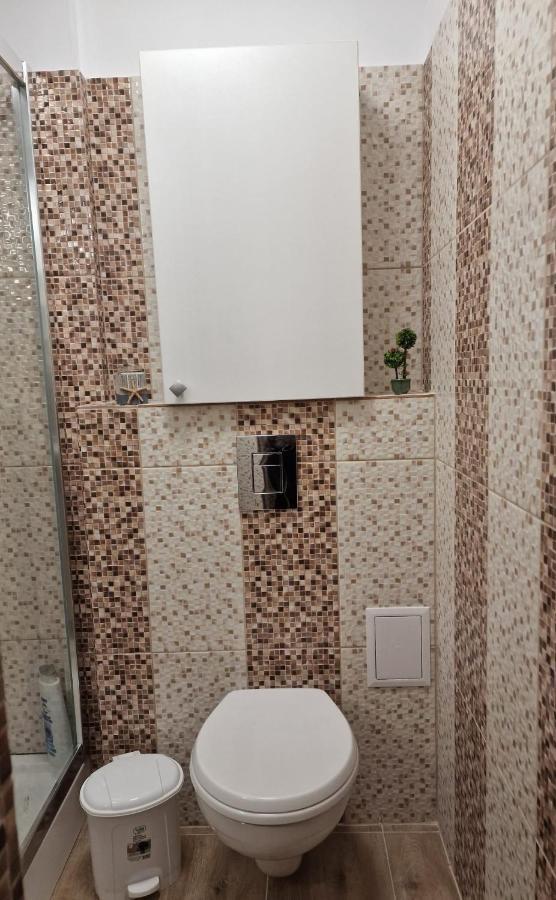 Laroka House Beautiful Apartment Universitate Center Bucarest Esterno foto